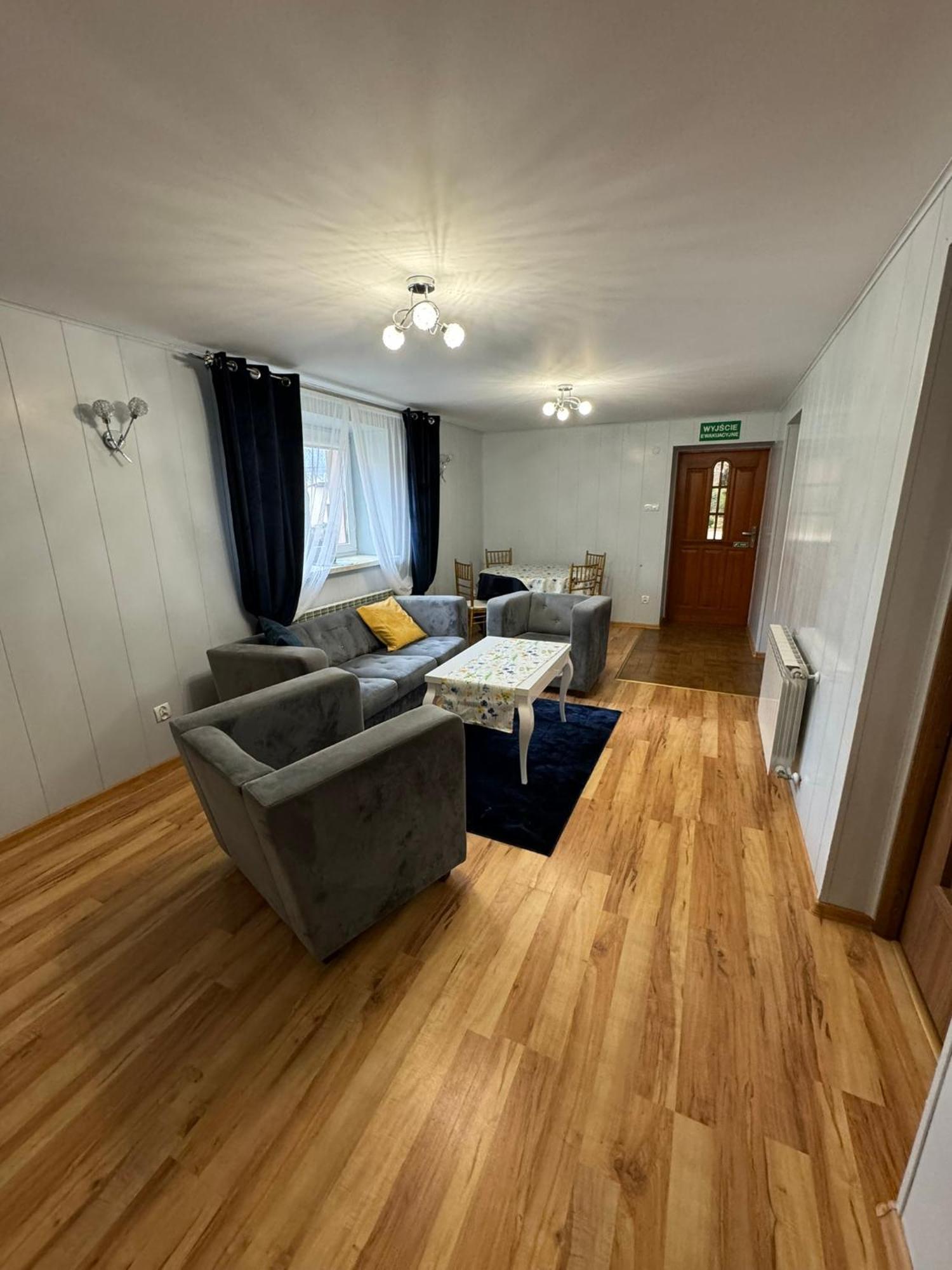 Ferienwohnung Domek Pod Miastem Przemyśl Exterior foto